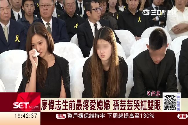 微風創辦人告別式　媳婦孫芸芸哭紅眼