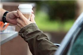 環保,飲料,速食業,紙杯,回收▲圖／攝影者Ian Sane, flickr CC License
https://www.flickr.com/photos/31246066@N04/5253179784/in/photolist-91cVkf-7PTJQb-Hbges-AumpD-7gzux9-5VbHbd-5VbHyE-5V7ku6-5V7kn4-5V7kwg-4vXXv7-e51dKZ-5VbHvh-2WwCfJ-8CuKax-Aj1g5-5NJJJ3-bTnLQ6-cTign9-bEtc6d-5UFTT8-9M86QM-bTnQYp-dheTg4-8K2AFa-6nXaGC-5xJLJG-tKsFk-mEY5w8-bEsWZE-8CH84k-2NGgj-b1yY5v-5UFTQT-5UFTQe-5ULfXS-dBo8ri-9Wkq7V-E3xAD-5Uw8Rr-fyTxJC-3mJN3-7gzujG-bANmtC-7fr9LQ-qbUrbT-94cvWn-e3RQTc-i2TDMK-4aj6uo