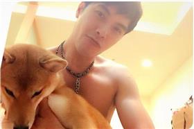 謝佳見-謝佳見臉書