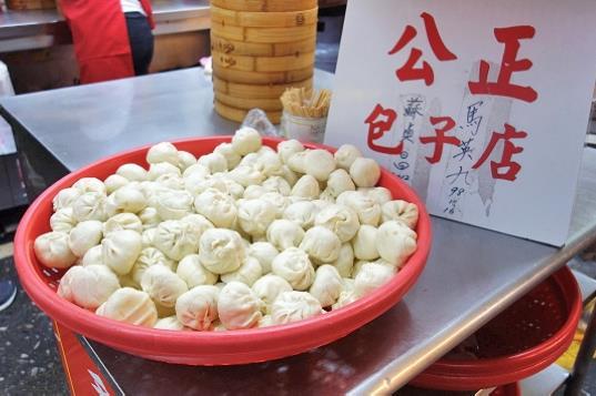花蓮公正包子又漏開發票　遭停業兩週