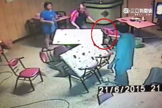 女友電話男人接　持刀理論反遭斷指