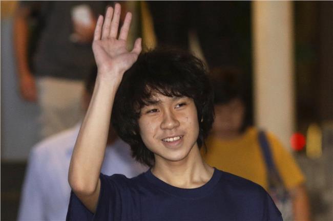 批評李光耀　16歲少年余澎杉遭判刑