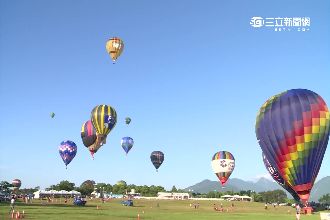 熱氣球嘉年華開幕　台東縱谷好亮眼