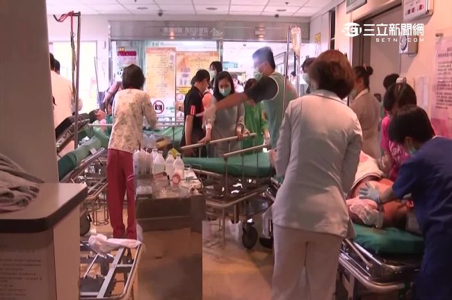 加油！7成傷者發燒感染　與死神博鬥