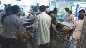 八仙、醫護人員／八仙塵爆醫護人員後援團臉書