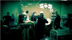 醫院,醫護,醫療-flickr-Mustafa Khayat-https://www.flickr.com/photos/mustafakhayat/5110246671/