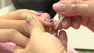 橫行大台北！　奧客女專做「霸王甲」