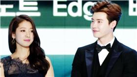 李鍾碩、朴信惠（圖／翻攝自Twitter）