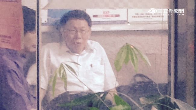 佩琪又有了？柯文哲一臉疲憊去婦產科