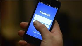 FACEBOOK,臉書,上網-Maria Elena-https://www.flickr.com/photos/melenita/9386166498/