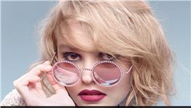 莉莉蘿絲
翻攝每日郵報