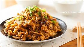 川菜　魚香肉絲