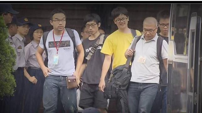 採訪反課綱遭逮捕　黃暐瀚：支持拒保