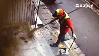 狠！清潔員打鳥窩　小燕滾地用掃把戳