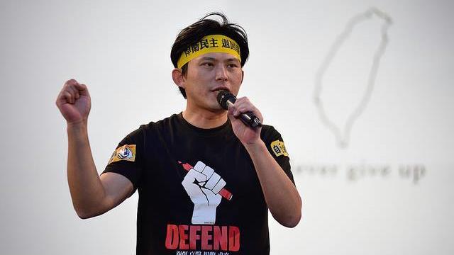 黃國昌2015年代表時代力量參選汐止立委。(圖/翻攝自黃國昌臉書)
