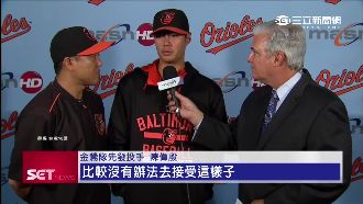 罕見動怒！　殷仔遭換下場大喊又跺腳