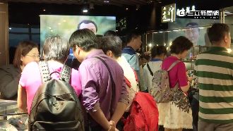 土豪陸客買錶遭罰　挾持台灣人逼付錢