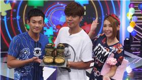 神秘嘉賓現身一同歡度羅志祥36歲生日　不忘祝福小豬「早生貴子」
羅志祥,黑人陳建州,蔡依林,生日,家庭
圖／翻攝自蝴蝶姊姊粉絲專頁