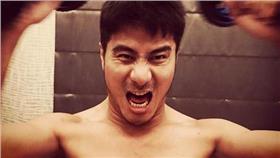 郭彥甫,游泳教練,藝人,尿尿,外景▲圖／翻攝自郭彥甫臉書