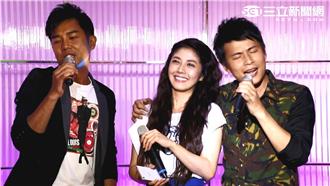 自己的老婆自己摟　孫協志夫妻大放閃