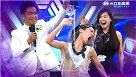 《綜藝大熱門》濕身秀