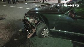 a閃車禍翻覆0600