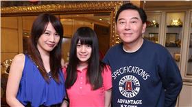送陳子璇女赴美遊學　蔡郁璇喊話高國華負起父親責任
補教人生,高國華,陳子璇,蔡郁璇,遊學
圖／翻攝自陳子璇臉書