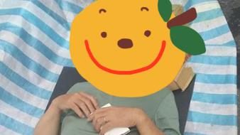 抗爭好累！音地大帝出賣教授睡姿啦