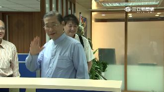 到教育部壓制學生？白狼：小朋友的事