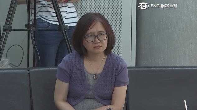 花亦芬：請你秉持著教育的初心回答！