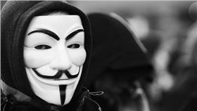 flickr anonymous／PROPierre (Rennes)／https://www.flickr.com/photos/equinoxefr/6857101097/in/photolist-brWrfZ-5irzWS-aBiPip-7SupDw-9THU6K-4zr2Yo-5KWKgt-4rkCXK-bnwfni-4rpdkS-bmUQJw-brWFNp-brWTyP-brWVct-qUMinq-4JdEch-brWRnp-brWMen-brWQJV-bw9jvS-4rq9DM-brWBJi-brWwt6-kbskXe-nRs9vT-brWyHH-brWuak-brWtst-4ruVLs-4yFfaZ-brWHMZ-brWGbK-brWBra-brWAAF-brWzQT-brWy8P-brWxxv-brWvok-brWuNx-9ia3sZ-brWFkp-4W6Zsn-62QLrS-62LtXB-62QJxf-62Lrfp-62LqaR-62QEyJ-62QDHS-62Lnkn