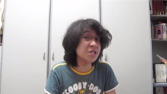 諷李光耀遭判刑　少年拍片回應批評　