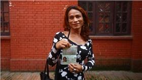 尼泊爾發第三性別護照／Nepali Times twitter