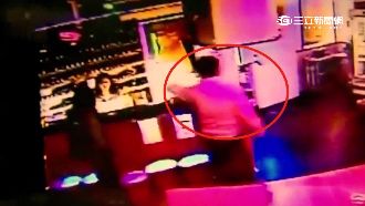 卡拉OK歌版權太好賺　黑幫砸店逼買