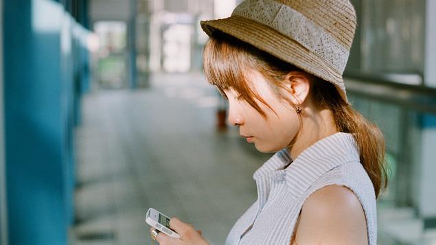 煩惱先傳FB！14%學生無人傾訴