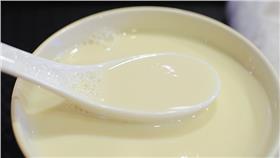 豆漿▲圖／Sinchen.Lin flickr CC License（https://www.flickr.com/photos/linsinchen/14187359457/）