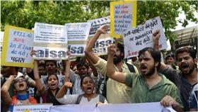 印度學生罷課示威