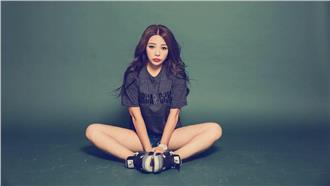 小甜甜新照像Hebe　網友：鬼扯！