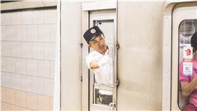 指差確認 (圖/林敬旻攝影)