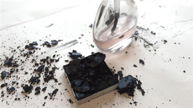 眼影壞了怎麼辦？5步驟變身指甲油