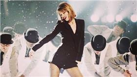 泰勒絲ig
https://instagram.com/p/zswEgfjvK5/?taken-by=taylorswift