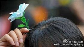 豆芽花髮夾（微博）