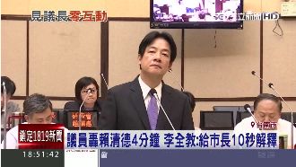 賴神再進議會　巧妙不和李全教對眼