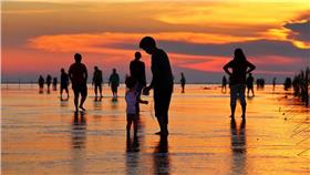 幸福,國民,台灣人,蟬聯,亞洲第一▲圖／攝影者攝影家9號 - Photographer, flickr CC License
https://www.flickr.com/photos/corker888/19661523865/