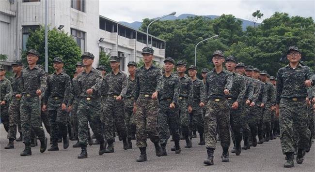 募兵跳票是兵源不足？招募官揭真相