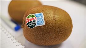 奇異果－https://www.flickr.com/photos/pangyuliu/15143468799/in/photolist-skRe1s-p5beFD-2m82MU-4UMUTP-fsH54X-pK9crm-dGSTth-donvuY-cCka7u-o2Sdef-fsXpmQ-fsH4Mi-89UziB-dRng6y-dvsQq4-hUrQJN-3KG6eF-48rcte-aCkYL1-aCiinn-pBRs7Q-bDciHd-aCkVwu-ekuYsc-3iK4M5-8suEid-fPFaFu-73jnDe-5morfJ-5monNN-bvW1ra-fqMjWq-4enUpF-a6qoat-uqHgF-3Ljifh-9hmWas