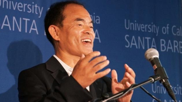 諾貝爾得主籲改善教育　鼓勵學生創業