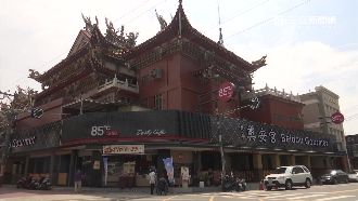 奠安宮商圈鬥法　媽祖前爭「擺攤權」