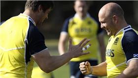 猜拳（圖／美聯社／達志影像）