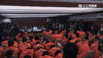 三國警聯手破詐騙集團　遣返近百台人